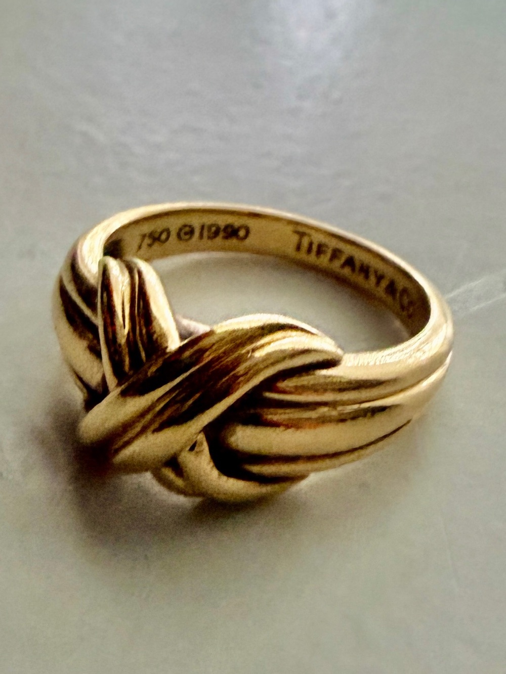 Classic Tiffany & Co  Signature 18k Gold “X” Ring, - Picture 9 of 14